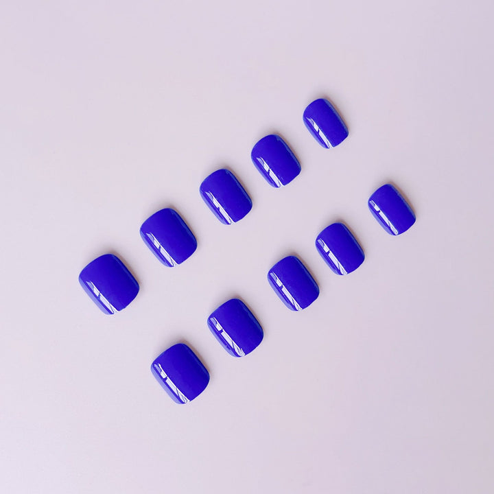 Hochglänzender Nagellack Karnz