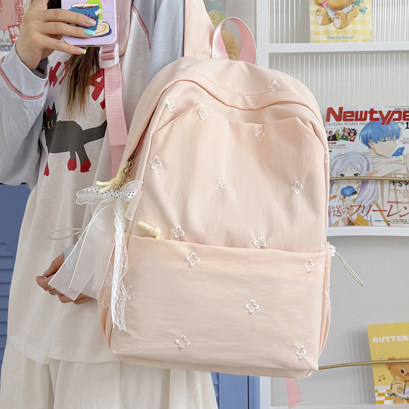 Blumenbestickter Freizeit-Rucksack Karnz