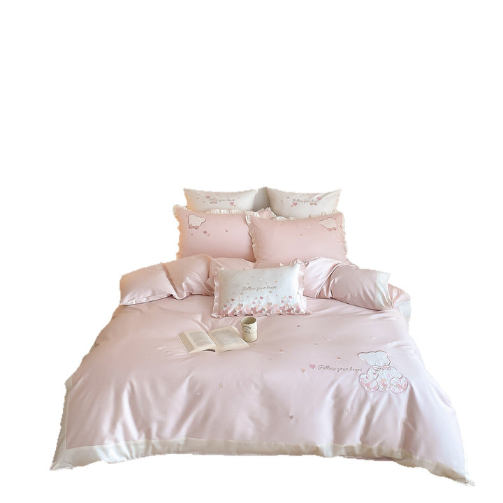 Besticktes Satin-Feel Teddy und Herz Bettwäsche Set mit Rüschen Kopfkissenbezügen