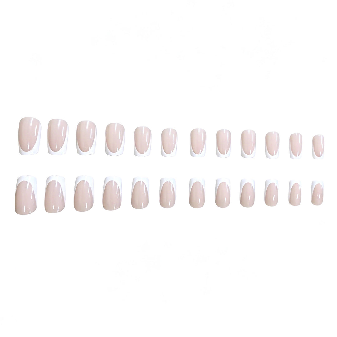Klassische French Tip Nagel Kunst Erweiterungen Karnz