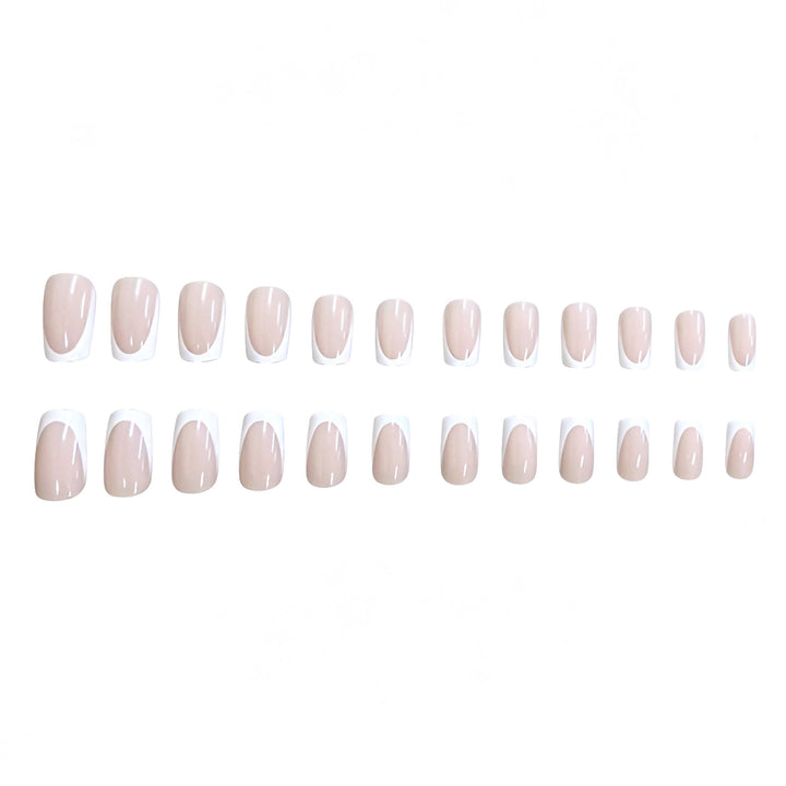 Klassische French Tip Nagel Kunst Erweiterungen Karnz