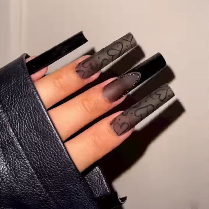 Matte elegante Press-On Nagelverlängerungen