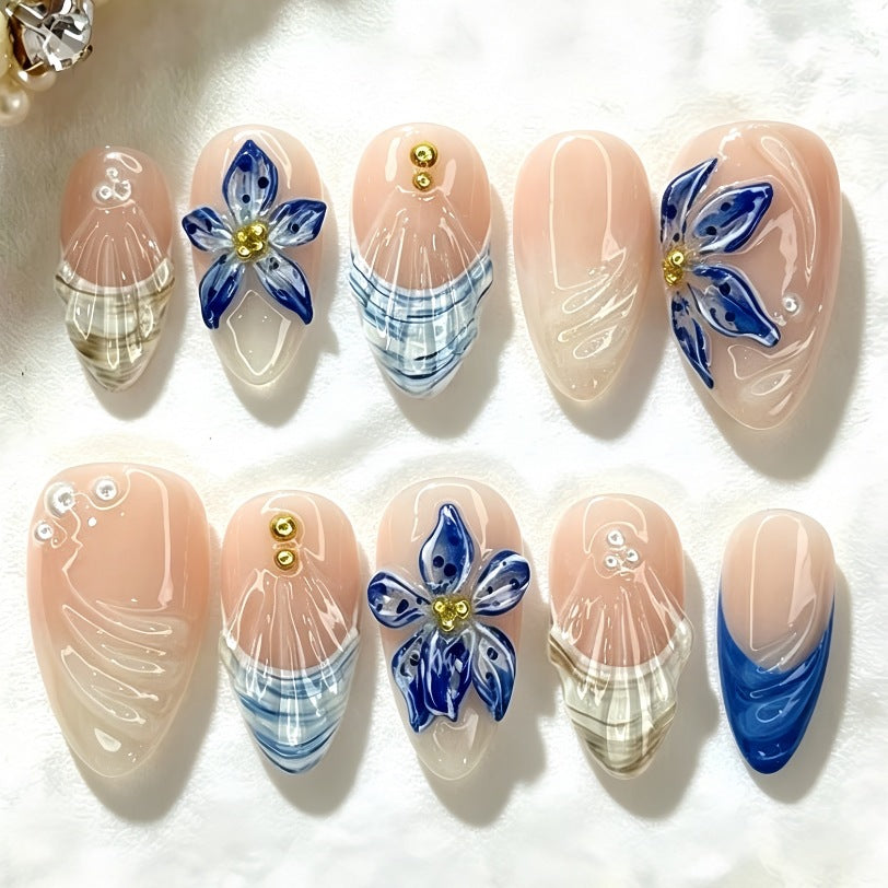 Elegante Kunstnagel-Design Karnz