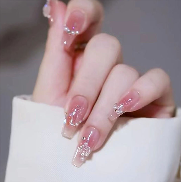 Dekorative transparente Press-On-Nail-Tips Karnz