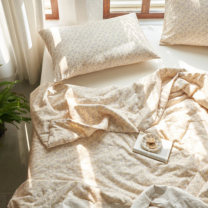Bettwäsche-Set aus Baumwollsatin mit floralem Vintage-Muster