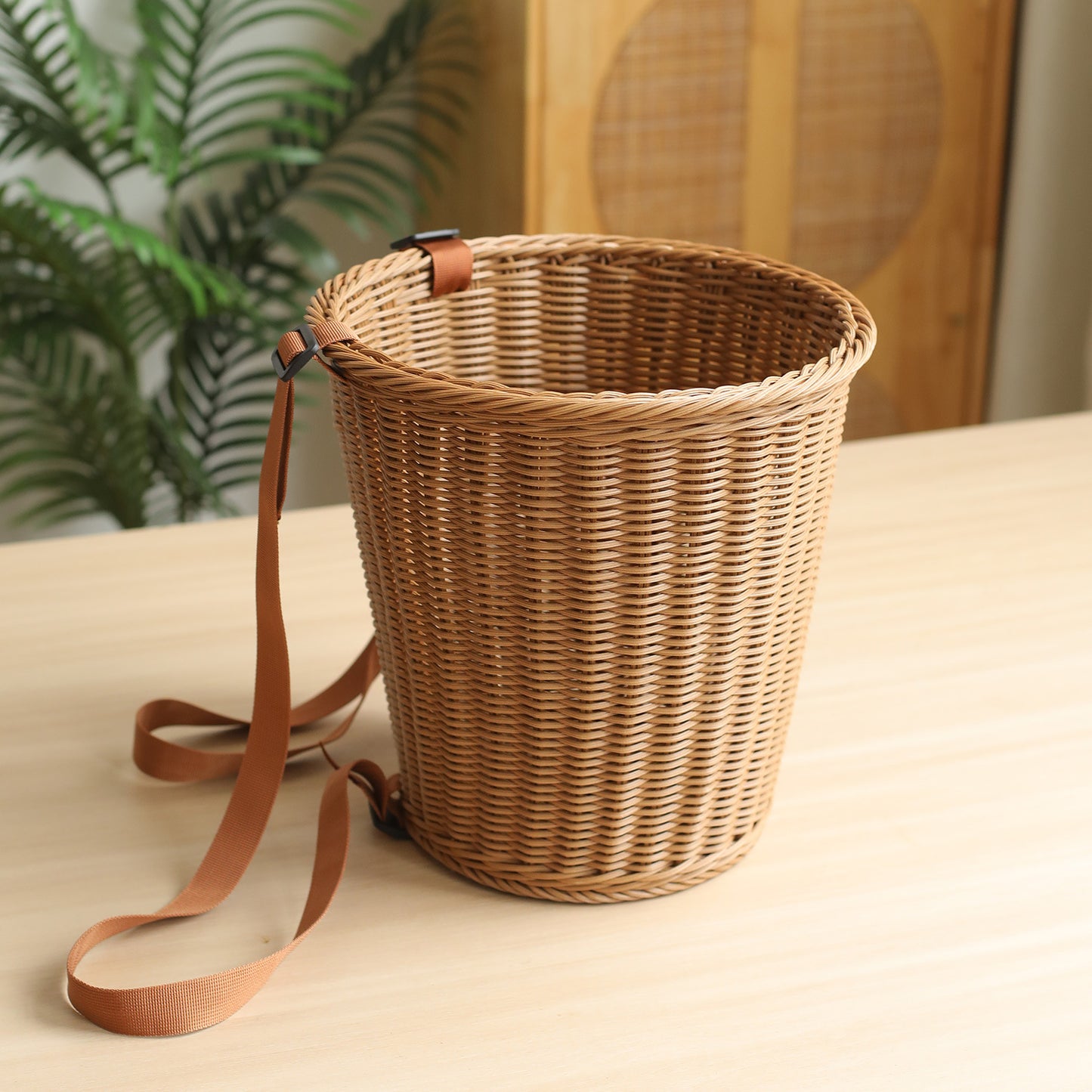 Unisex Moderner Korb mit ergonomischem Schultergurt Karnz