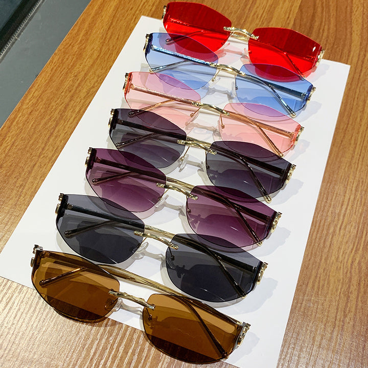 Damen modische Sonnenbrille mit innovativem Schecken-Design Karnz