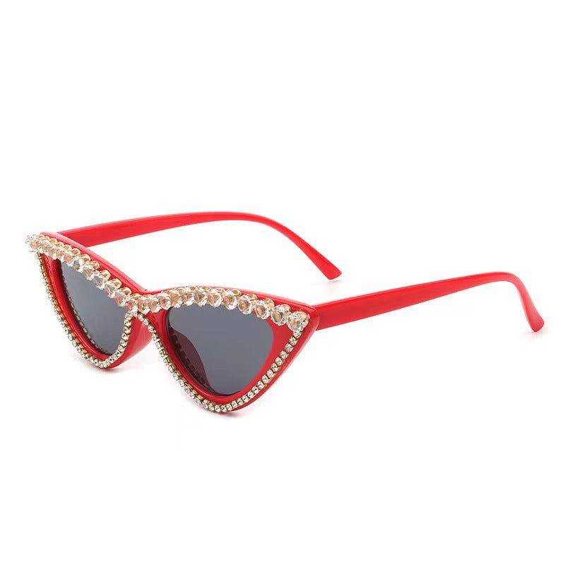 Damen Glamouröse Katzenaugen Sonnenbrille mit Strassbesatz Karnz