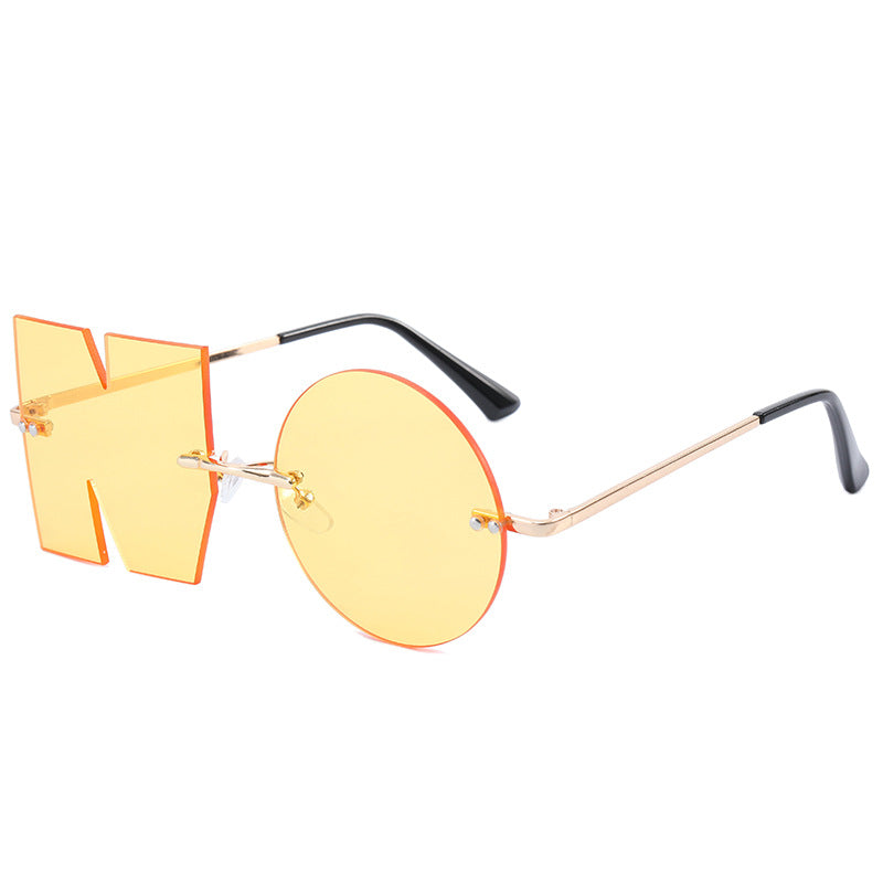 Damen außergewöhnliche geometrische Sonnenbrille mit markantem Design Karnz