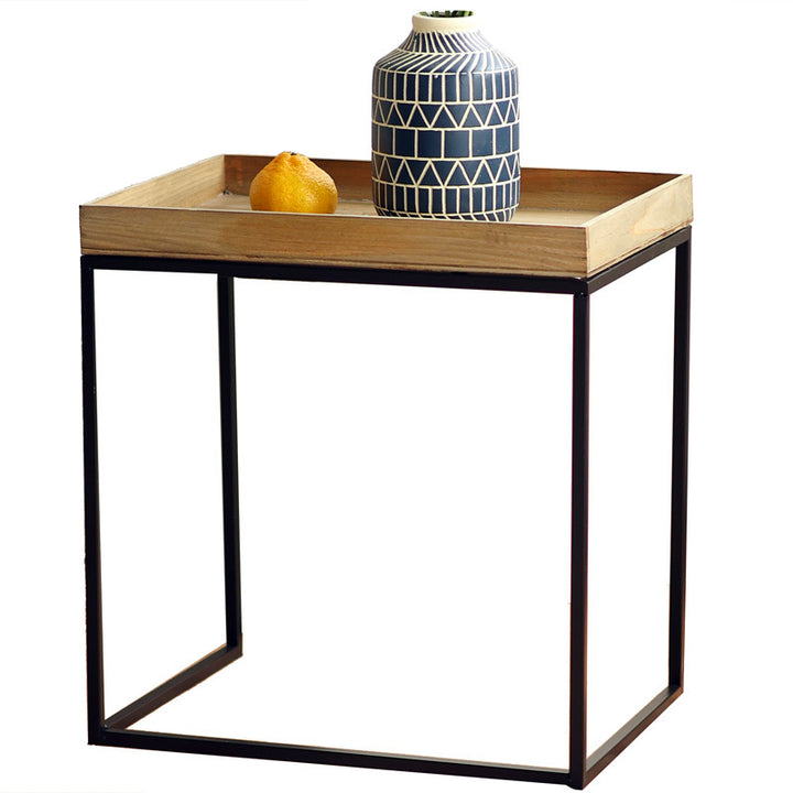 Moderner Beistelltisch mit Holztablett Karnz