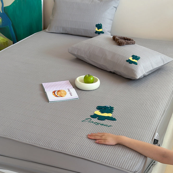 Gestepptes Fitted-Matratze-Topper mit gesticktem Panda-Motiv