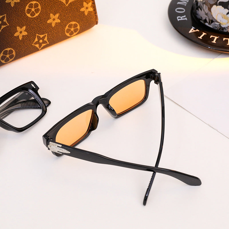 Damen elegante rechteckige Sonnenbrille mit speziellem Rahmen Karnz