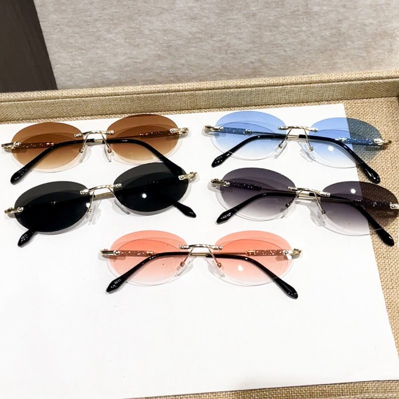 Damen extravagante modische Brille mit Glitzerelementen Karnz
