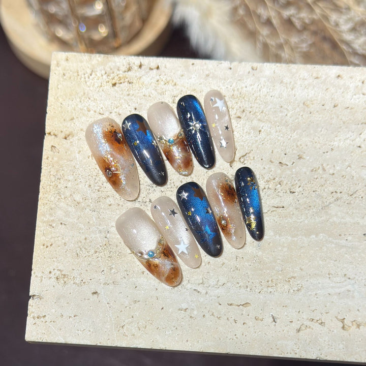 Himmlisches Press-On Nagelkunst Set
