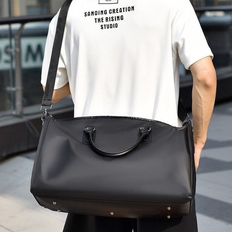 Vielseitige Reisetasche mit Abnehmbarem Schultergurt Karnz