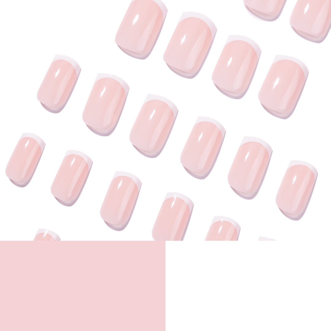 Elegante Hochglanz-Nagelkunst mit französischem Design Karnz