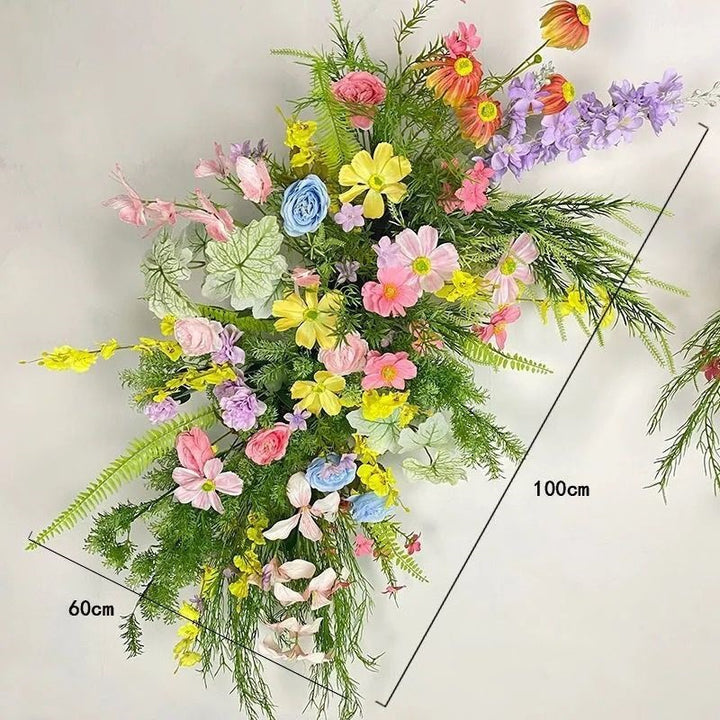 Künstliches Blumenarrangement