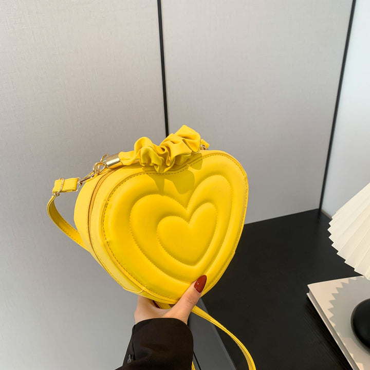 Herzförmige Handtasche für die Schulter