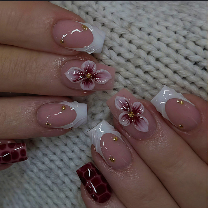 Elegante Blumen Acryl Nagelkunst Tipps Karnz