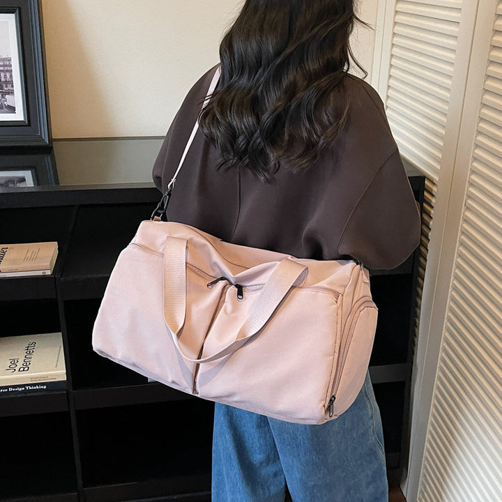 Vielseitige Reisetasche mit mehreren Stauraumfächern Karnz