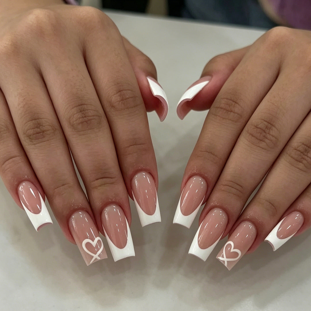 Elegante French Tip Acrylnagelverlängerungen Karnz 1789915776