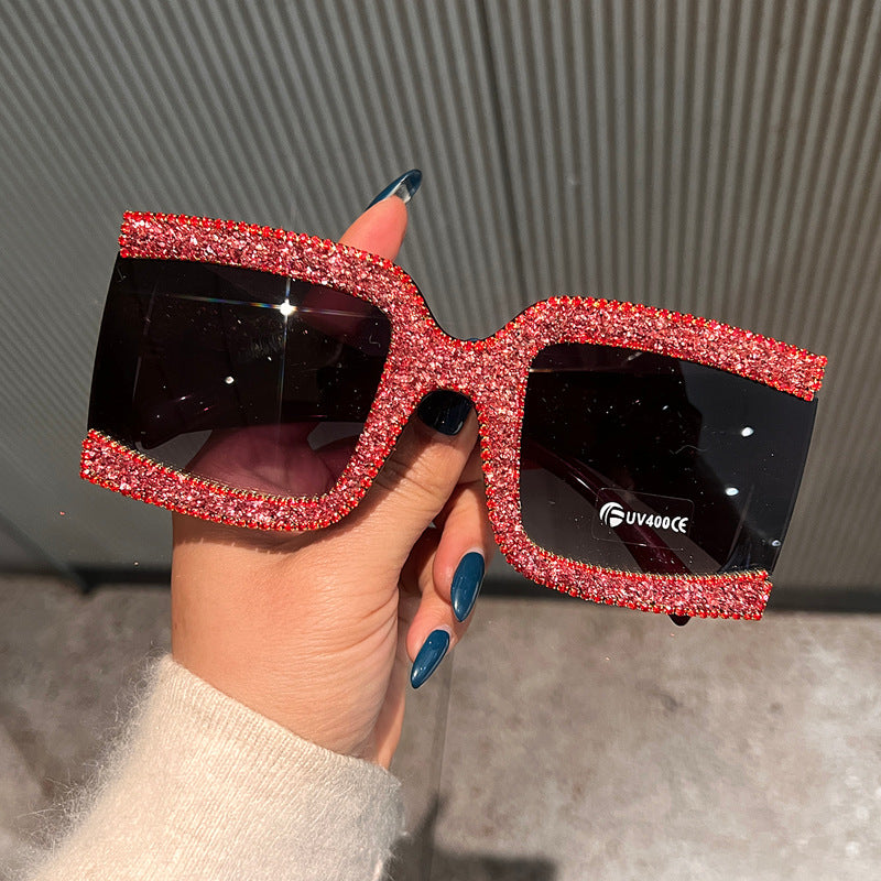 Damen Sonnenbrille mit strassverziertem Rahmen Karnz