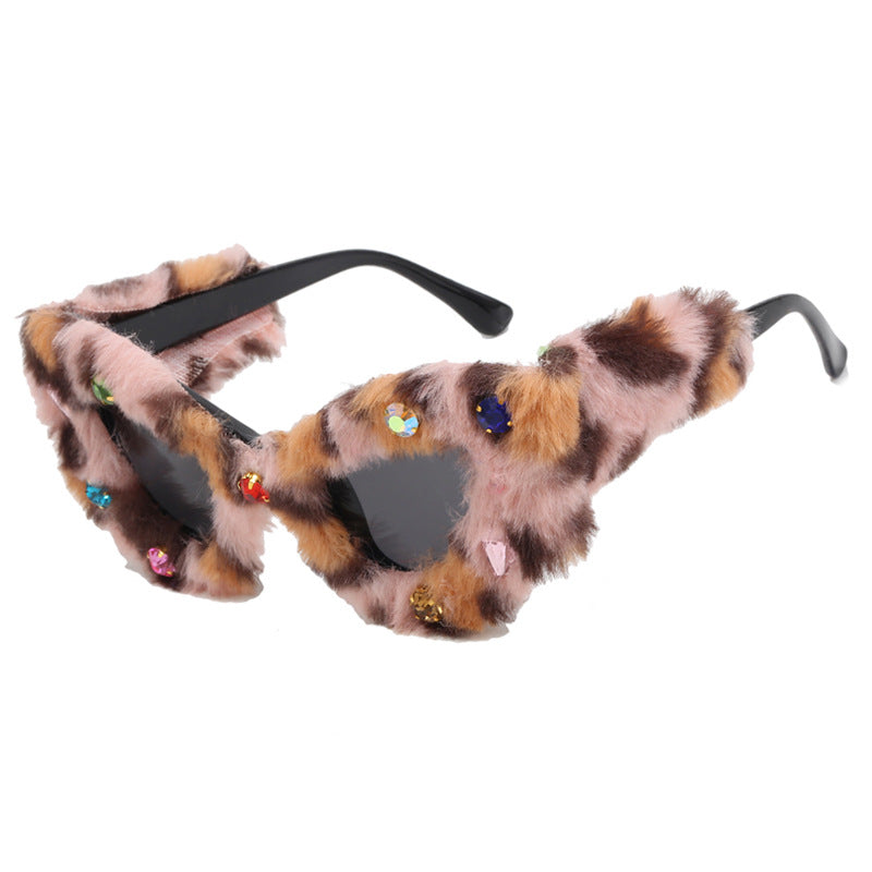 Damen auffällige, gefütterte Sonnenbrille mit geschmücktem Rahmen Karnz