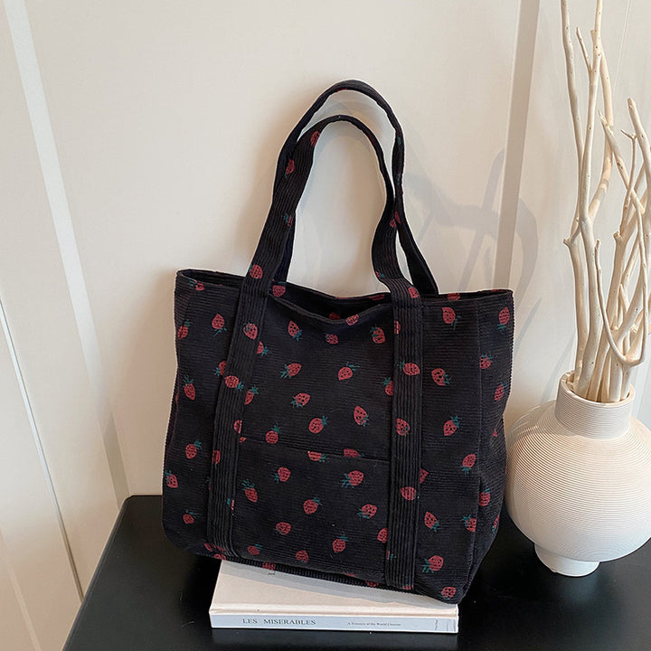 Verspielte Erdbeer-Print Corduroy Tragetasche Karnz