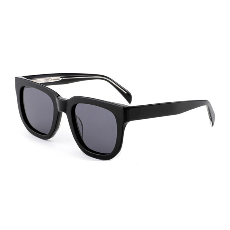 Damen modische Sonnenbrille mit robustem Kunststoffrahmen und braunen Gläsern Karnz