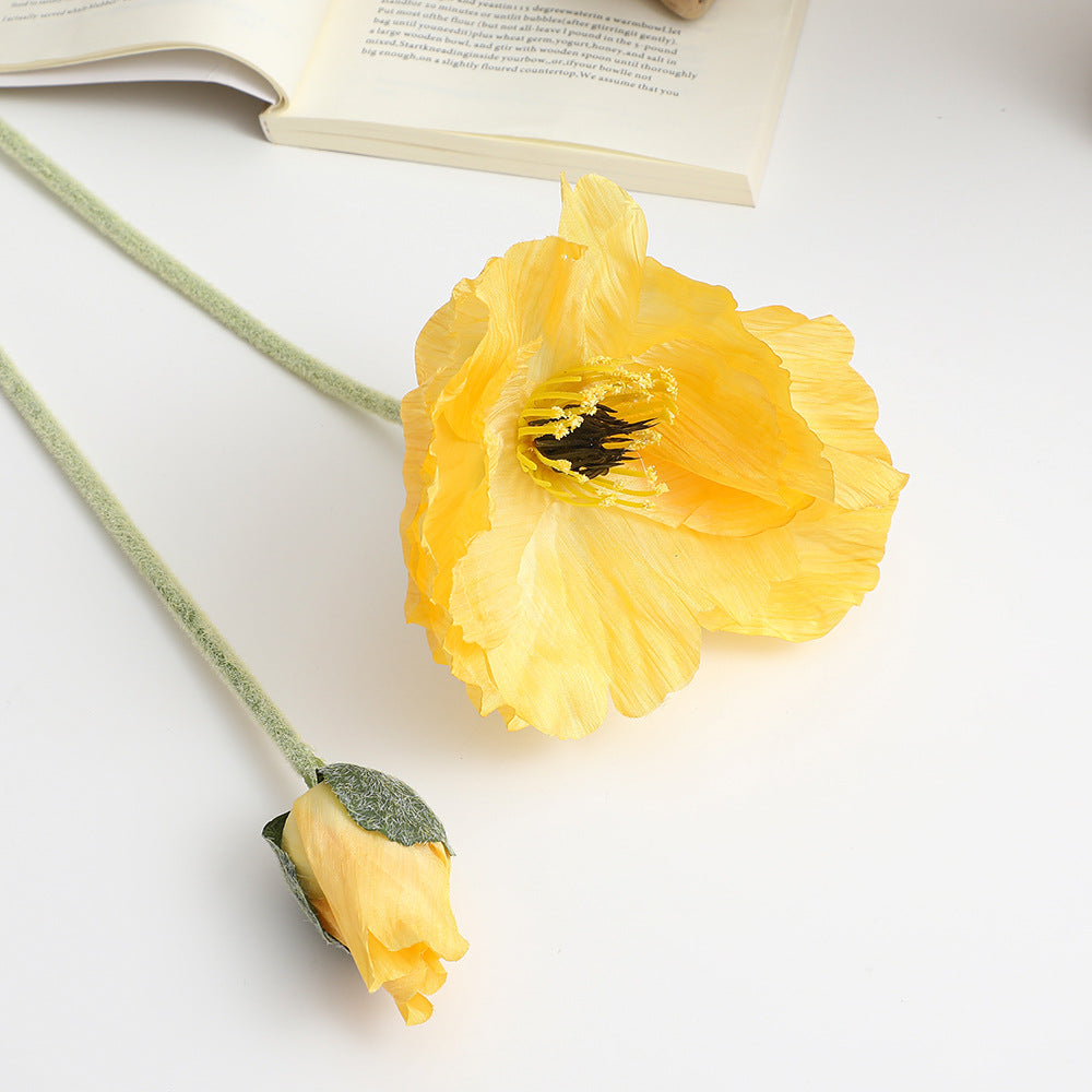 Realistische kunstvolle Mohnblume Karnz