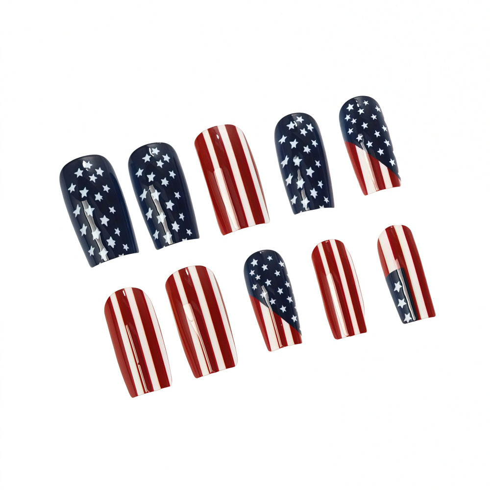 Kunstnägel mit amerikanischem Flaggen-Design Karnz