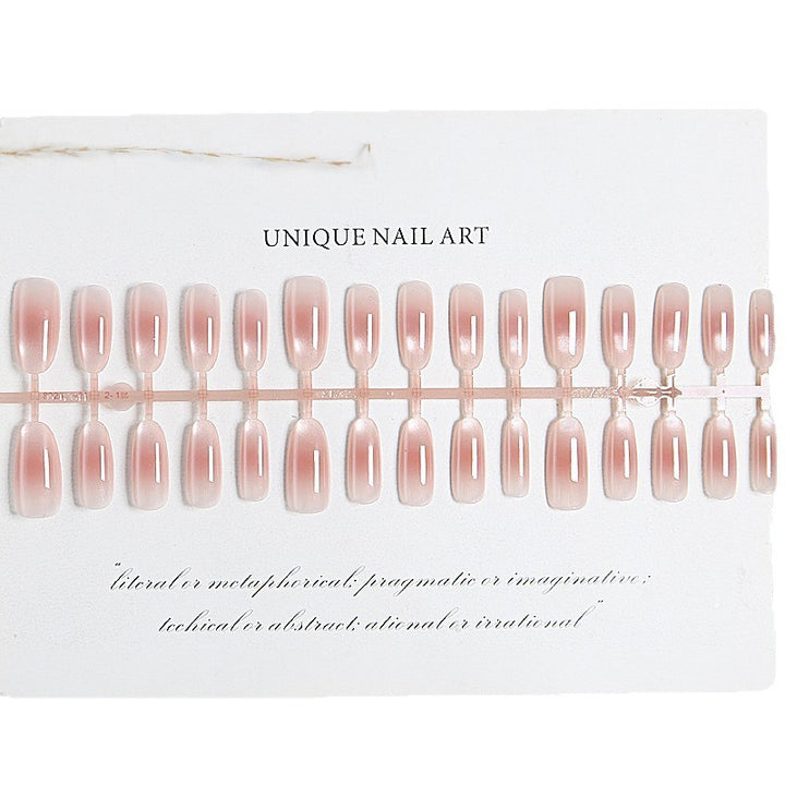Kunstnagelset mit elegantem Ombre-Effekt und Hochglanzfinish Karnz