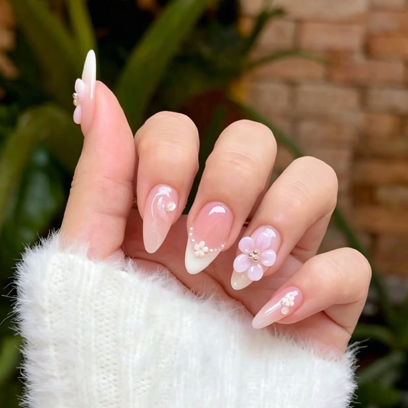 Künstliche Nageldesigns Karnz