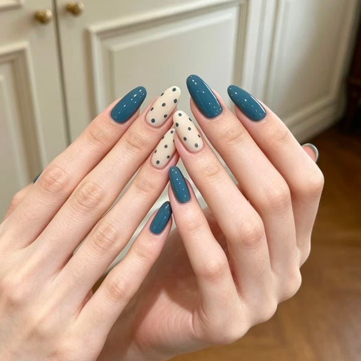Künstlerisches Stiletto-Nagelset Karnz