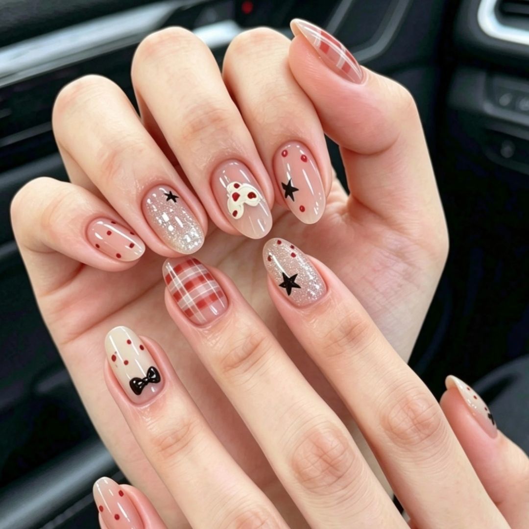Künstlerische Themen Nageldesign Kollektion Karnz