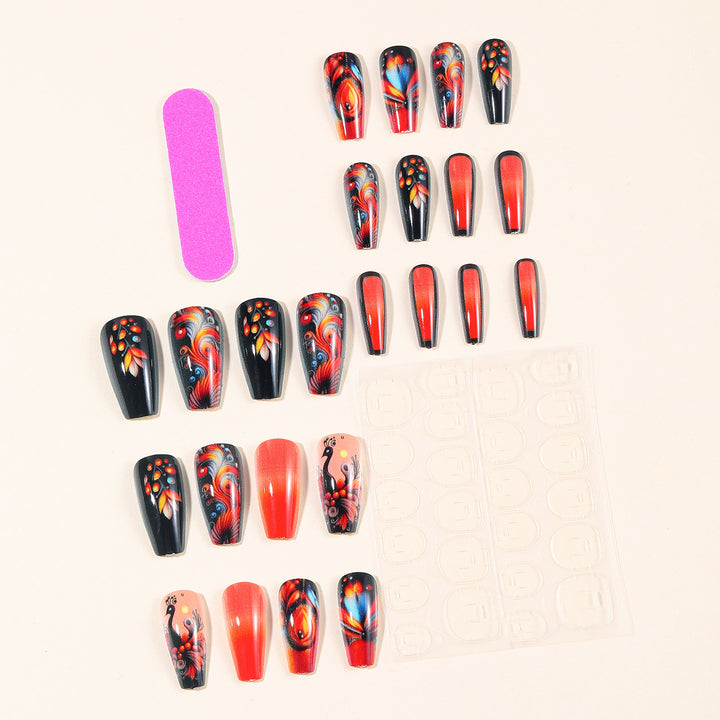 Aufwändiges Pfauen-Nailart-Design Karnz