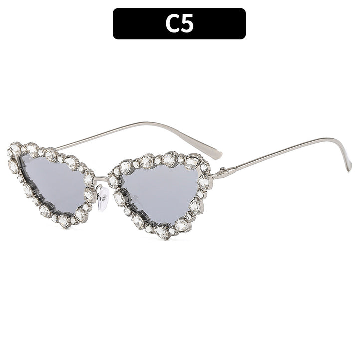 Herzförmige, mit Strass veredelte Sonnenbrille