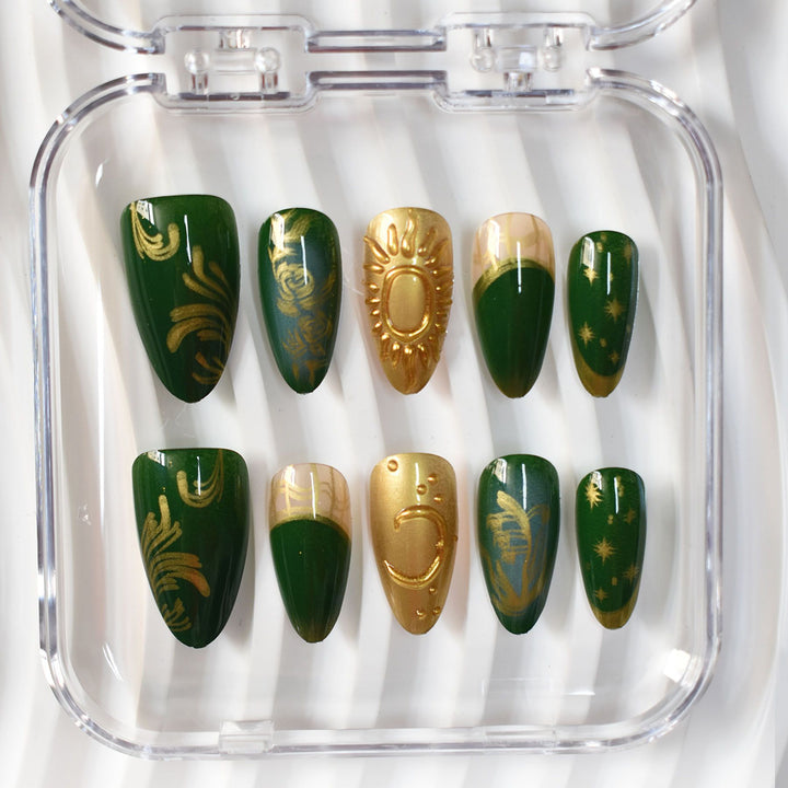 Künstlerisches Nageldesign Karnz