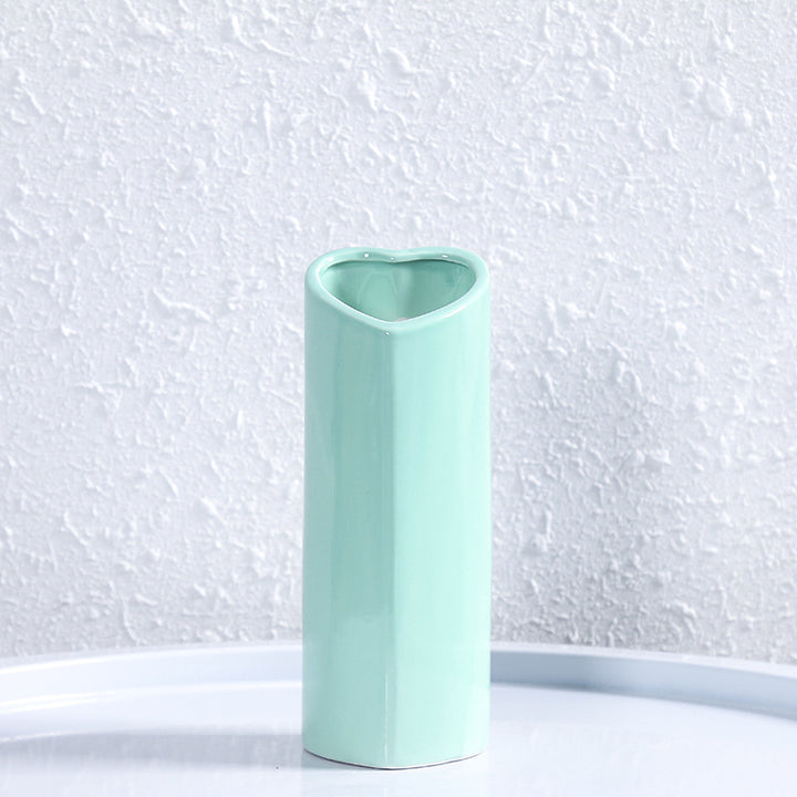 Herzförmige elegante Keramikvase Karnz