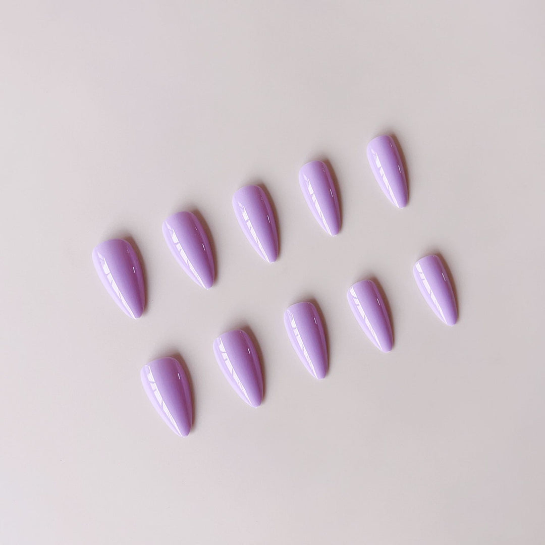 Kunstnagelset für trendige Nageldesigns Karnz