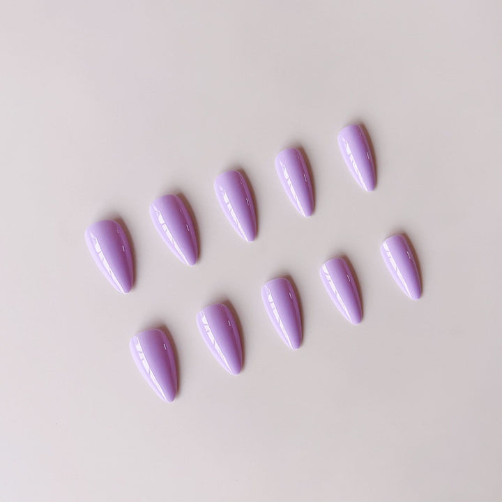 Kunstnagelset für trendige Nageldesigns Karnz