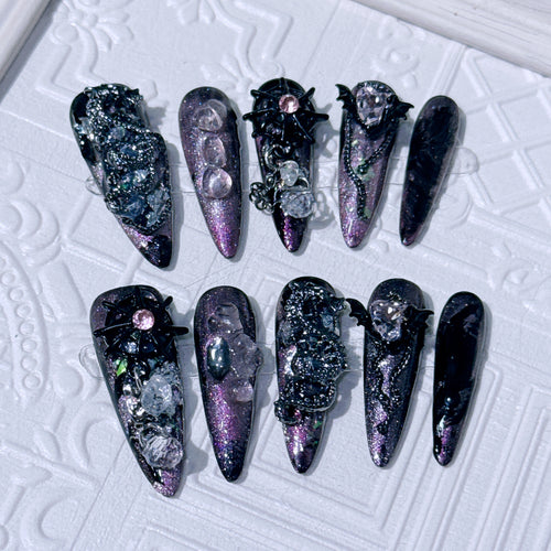 Gothic-inspiriertes dekoratives Spinnen-Nagelkunst-Set
