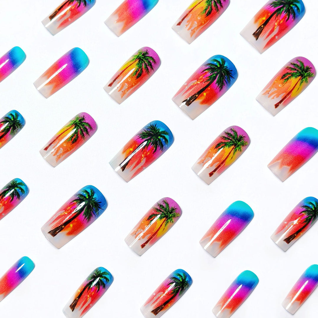 Kunstnägel mit Tropischem Palmen- und Sonnenuntergangsdesign Karnz