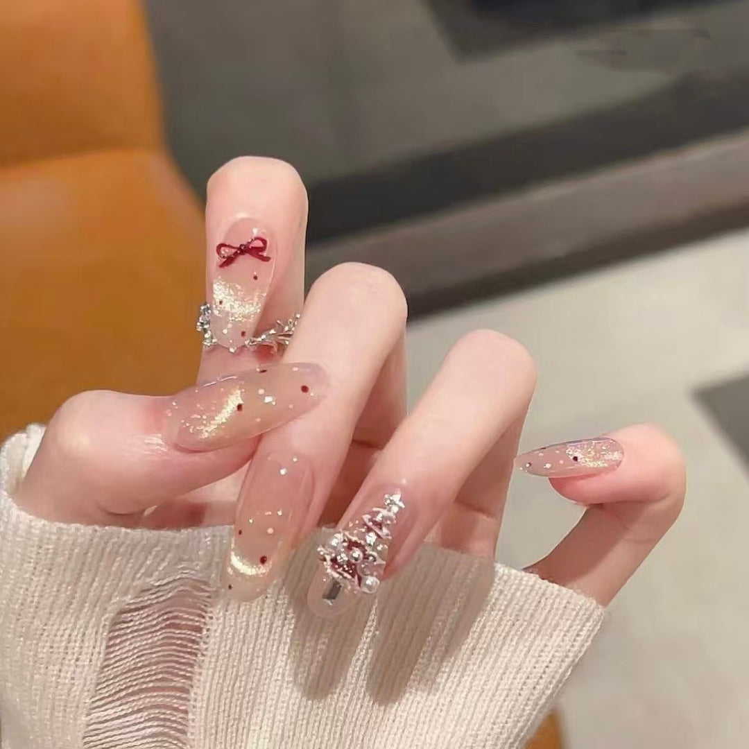 Elegante Glitzer-Nail Art Karnz
