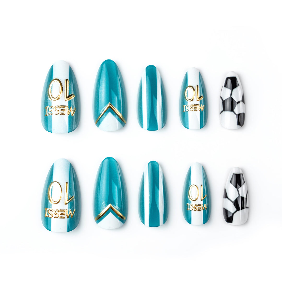 Stylische sportlich inspirierte Press-On Nail Art