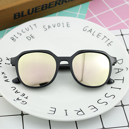 Damen modische Sonnenbrille im eleganten, achtkantigen Design Karnz