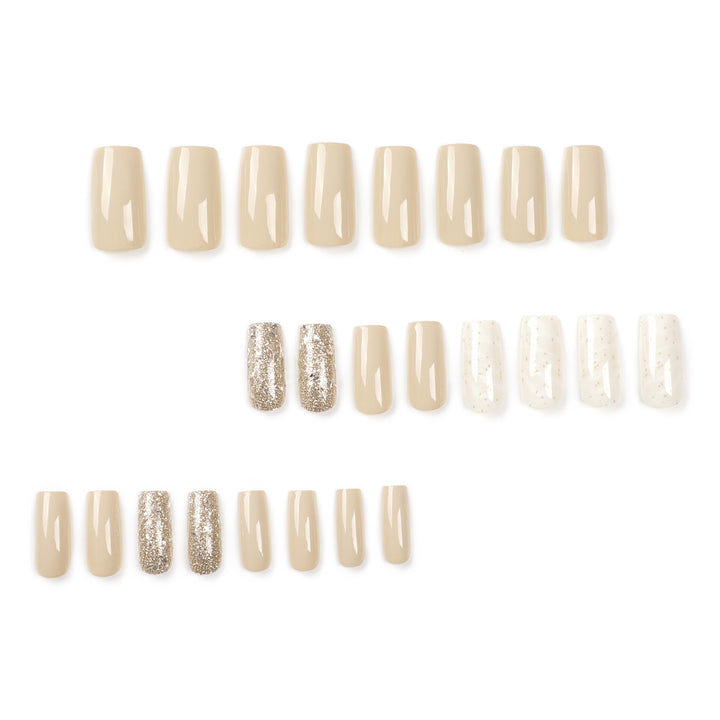 Glamouröse Nagelkunst Karnz