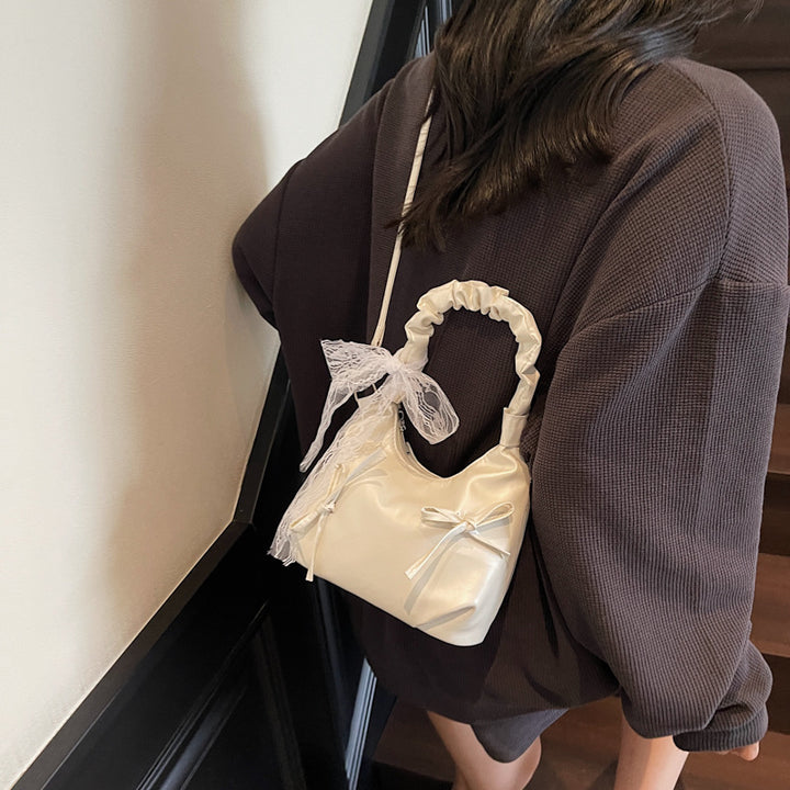 Elegante Satin-Handtasche Karnz