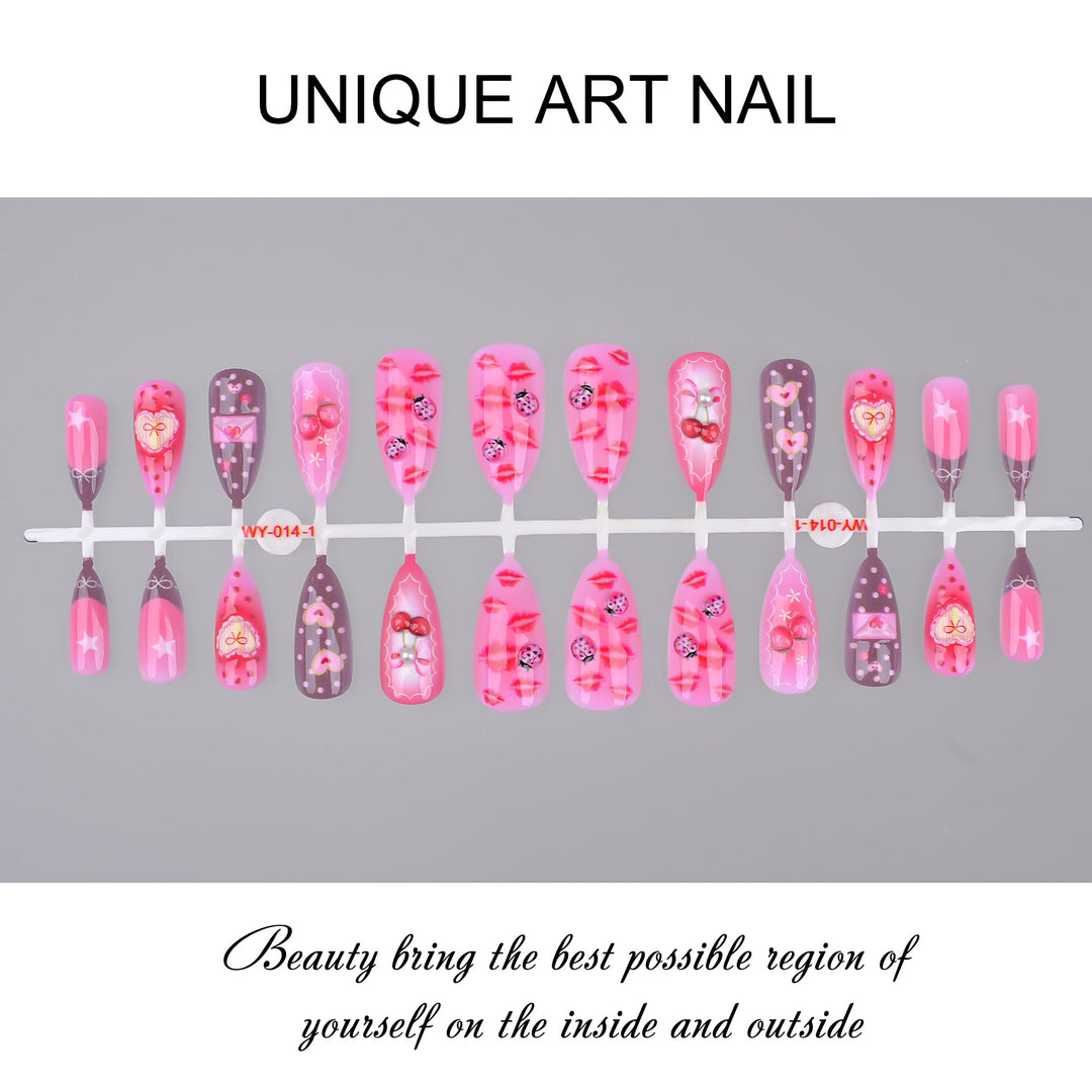 Romantisches Thema Press-On Nagelset Karnz