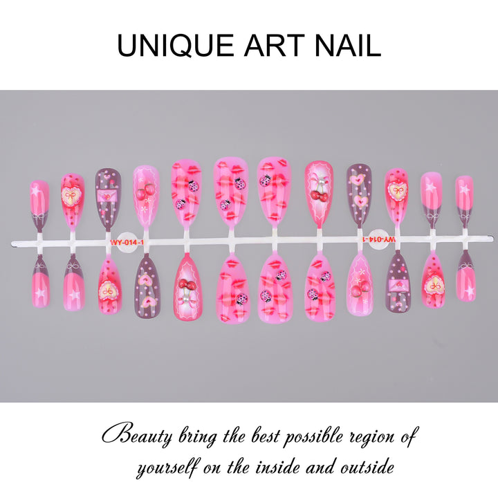 Romantisches Thema Press-On Nagelset Karnz
